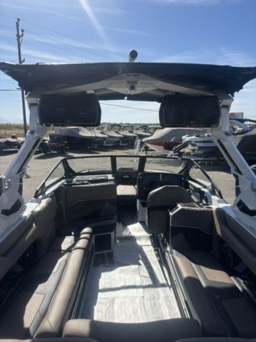 2026 Centurion Ri245 - 11