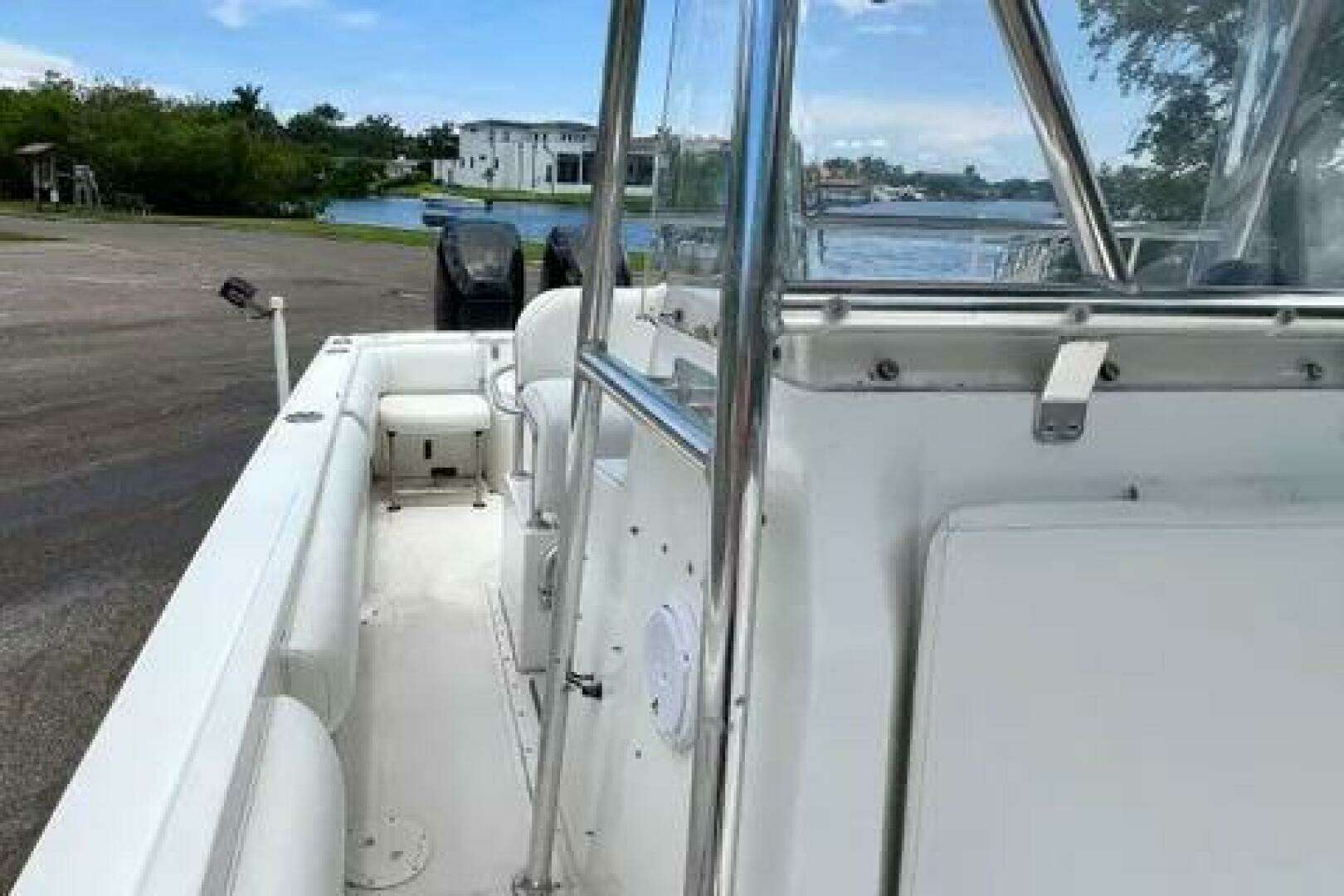 1994 Fountain 31 Center Console - Image 12