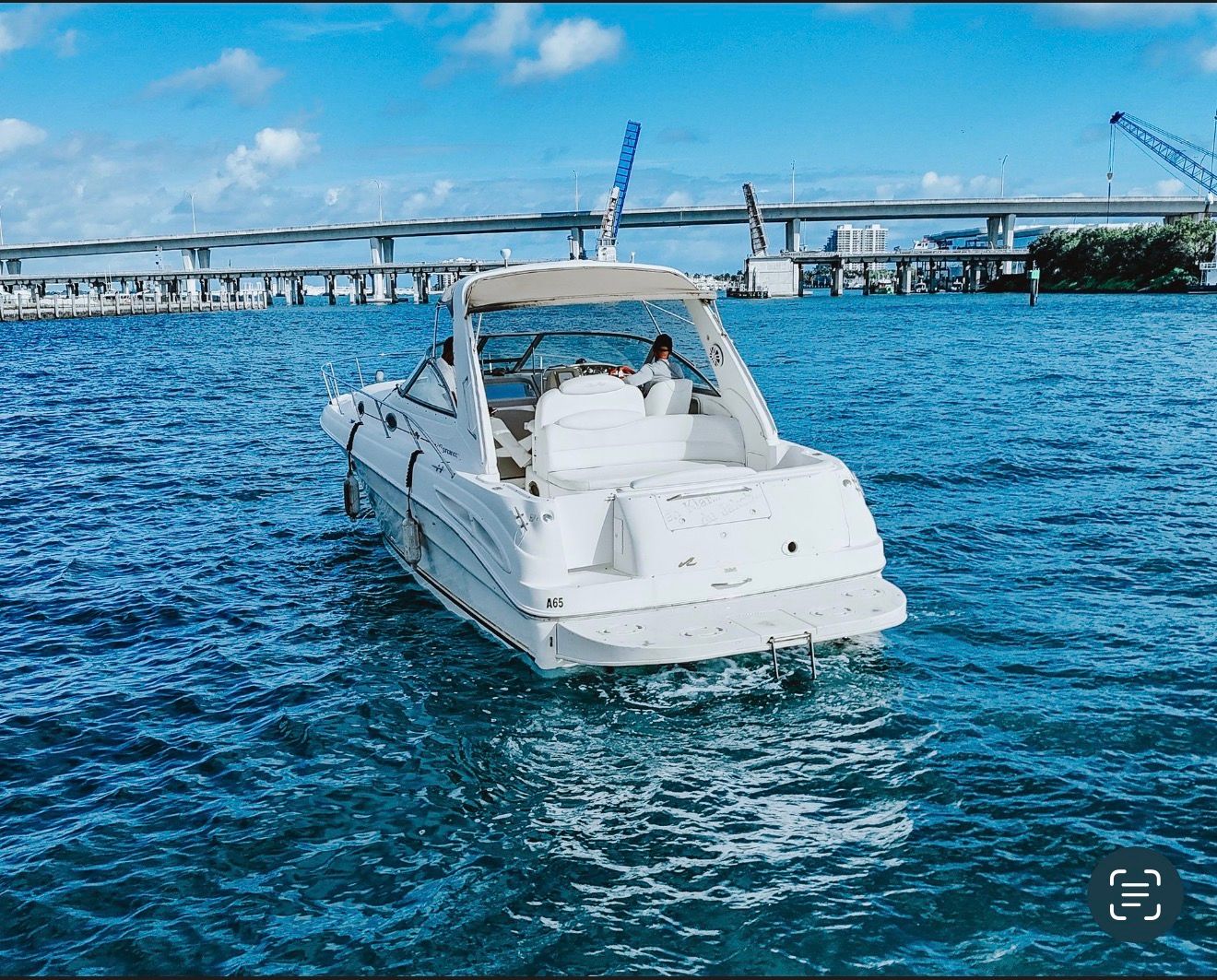 2000 Sea Ray 340 Sundancer - 10