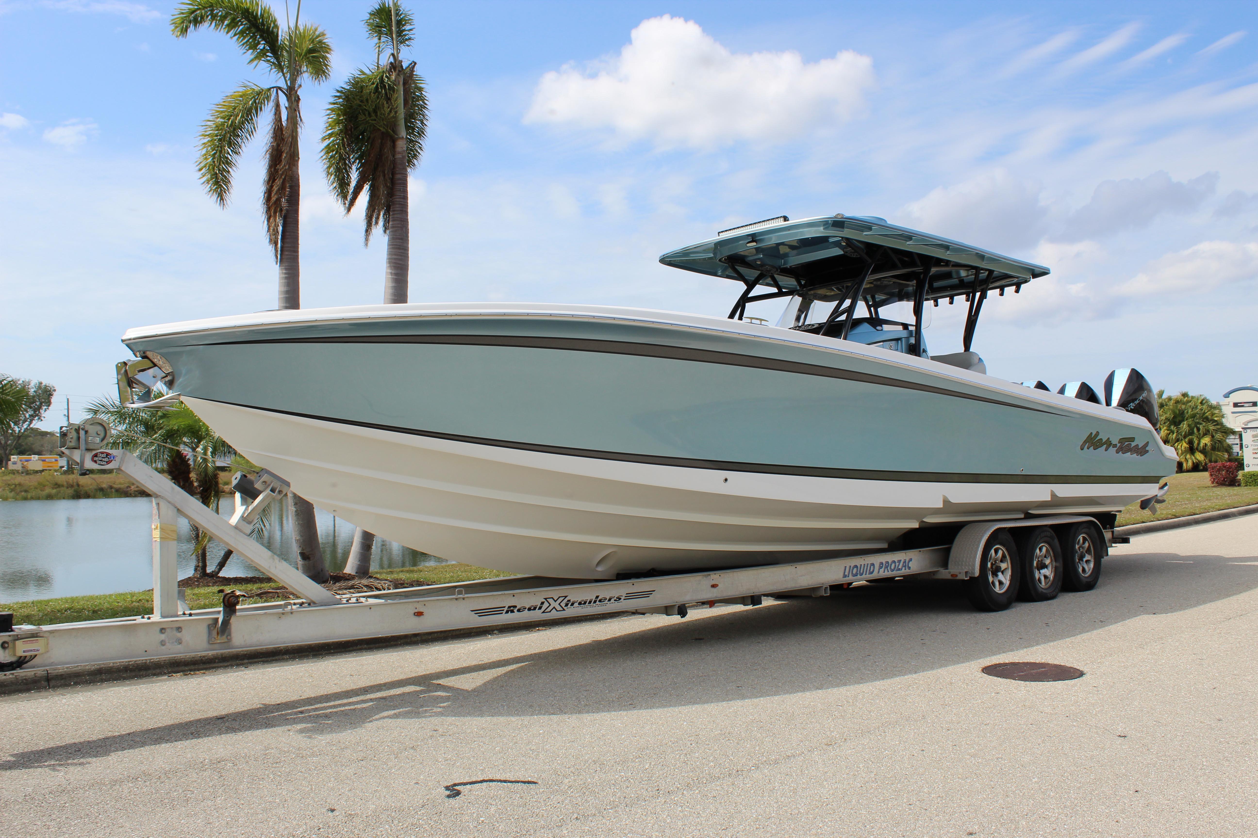 2021 Nor-Tech 390 Sport Center Console