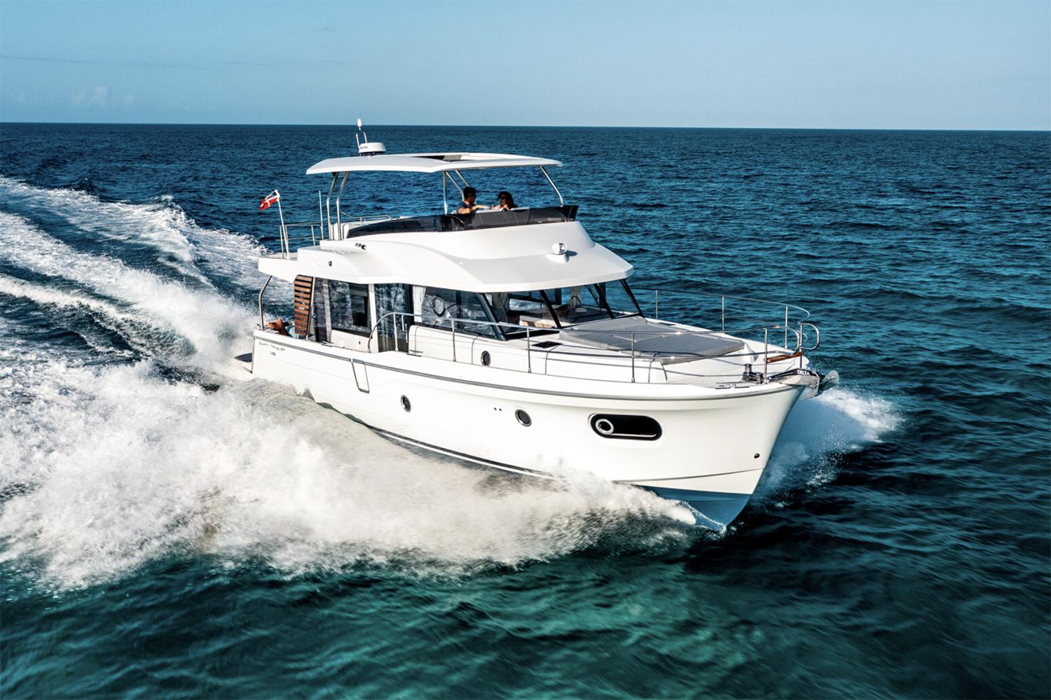 2026 Beneteau Swift Trawler 48