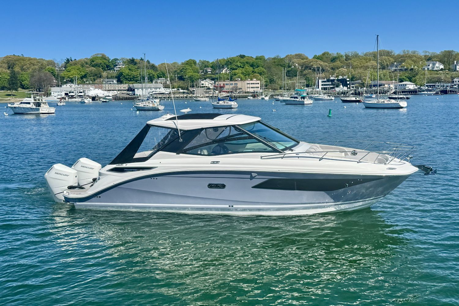 2026 Sea Ray Sundancer 320 Outboard