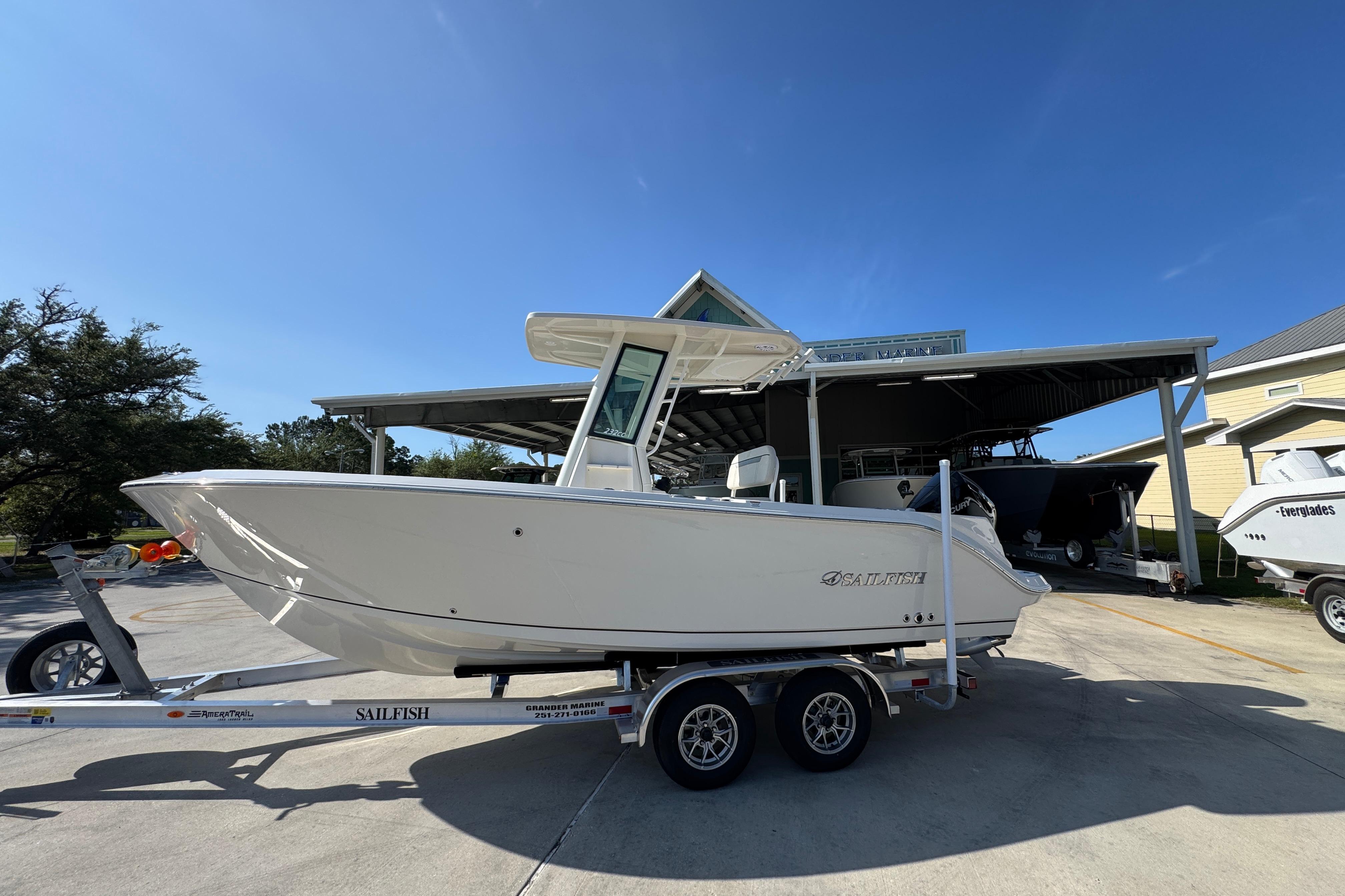 2026 Sailfish 232 CC