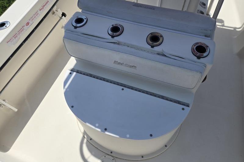 May-Craft 2000CC boat interior with seating and rod holders, 2000 model.