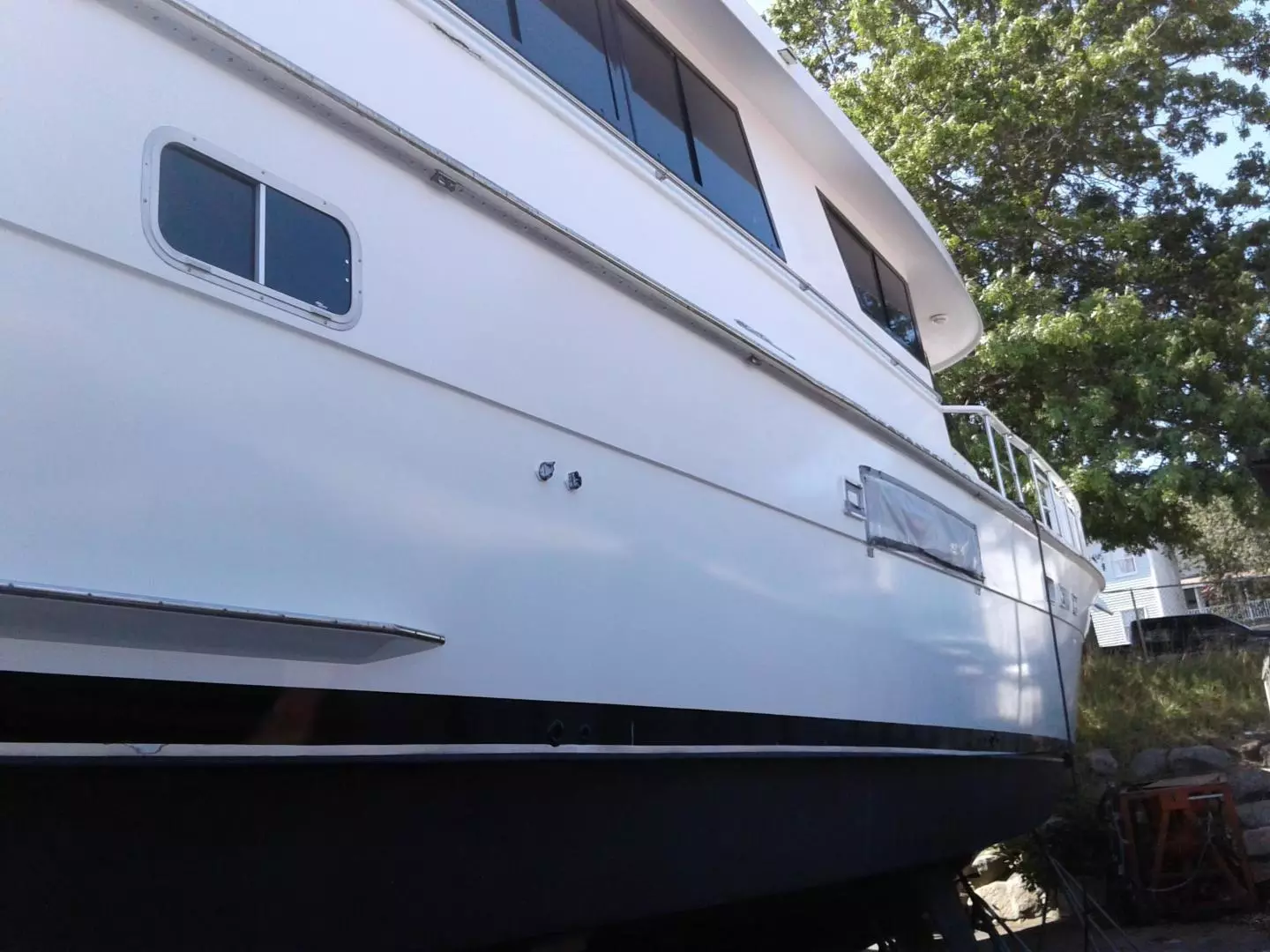 1991 Hatteras Cockpit Motor Yacht - Image 3