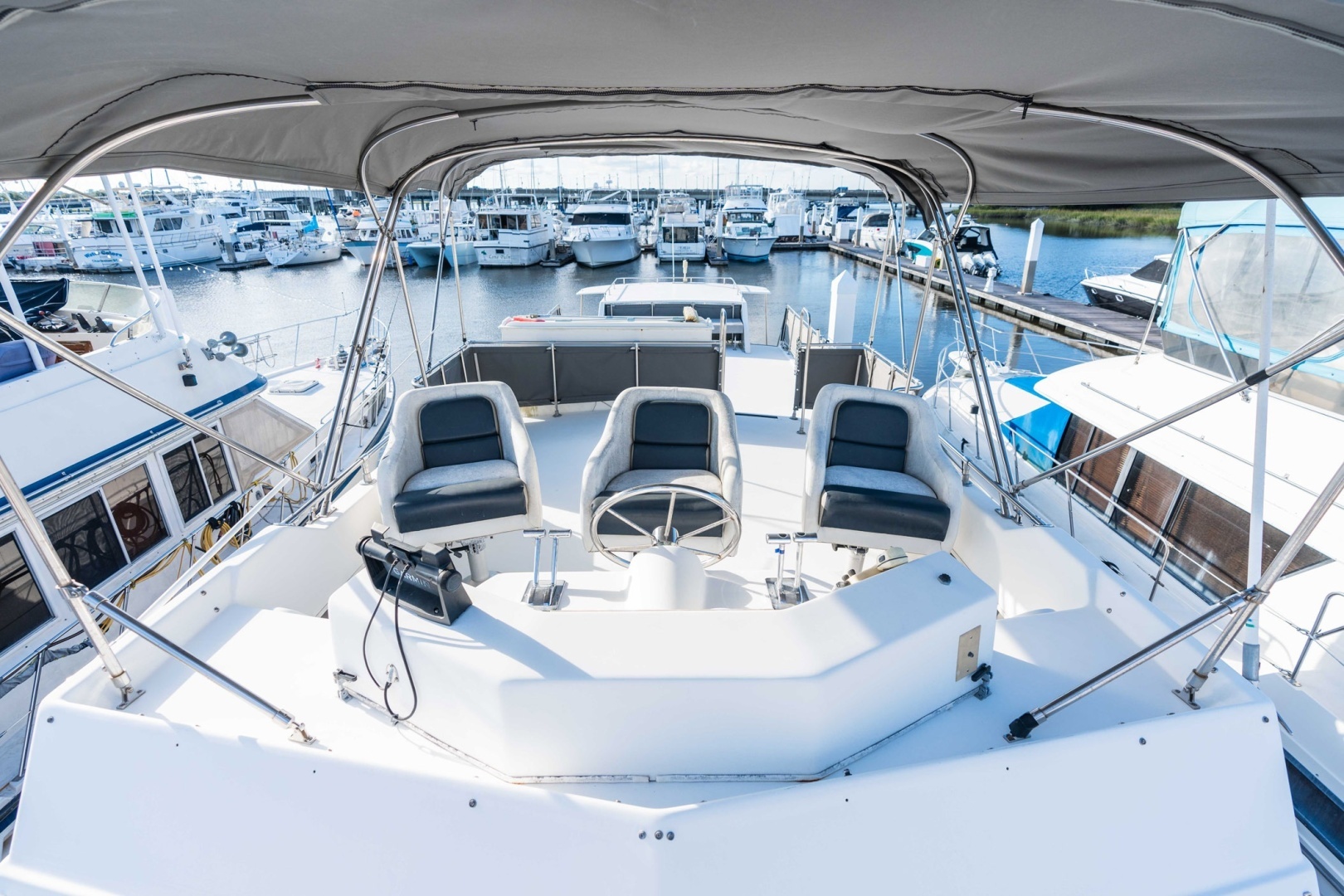 2001 Harbor Master 520 Coastal - Image 16