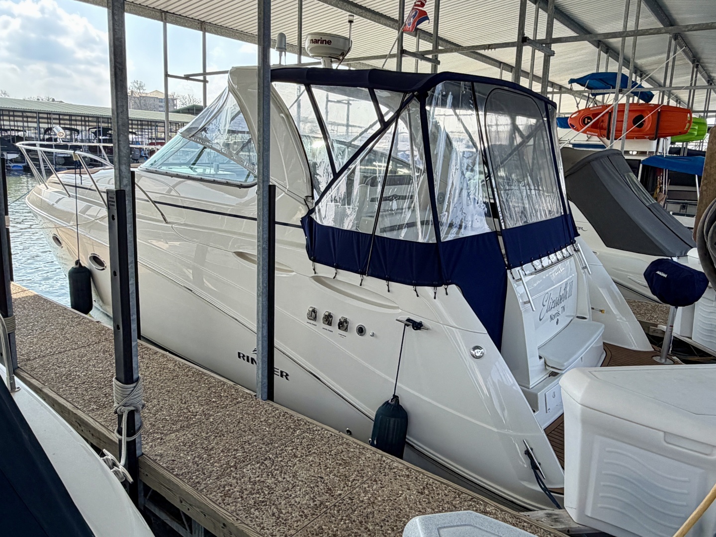 2007 Rinker 350 Express Cruiser - Image 9