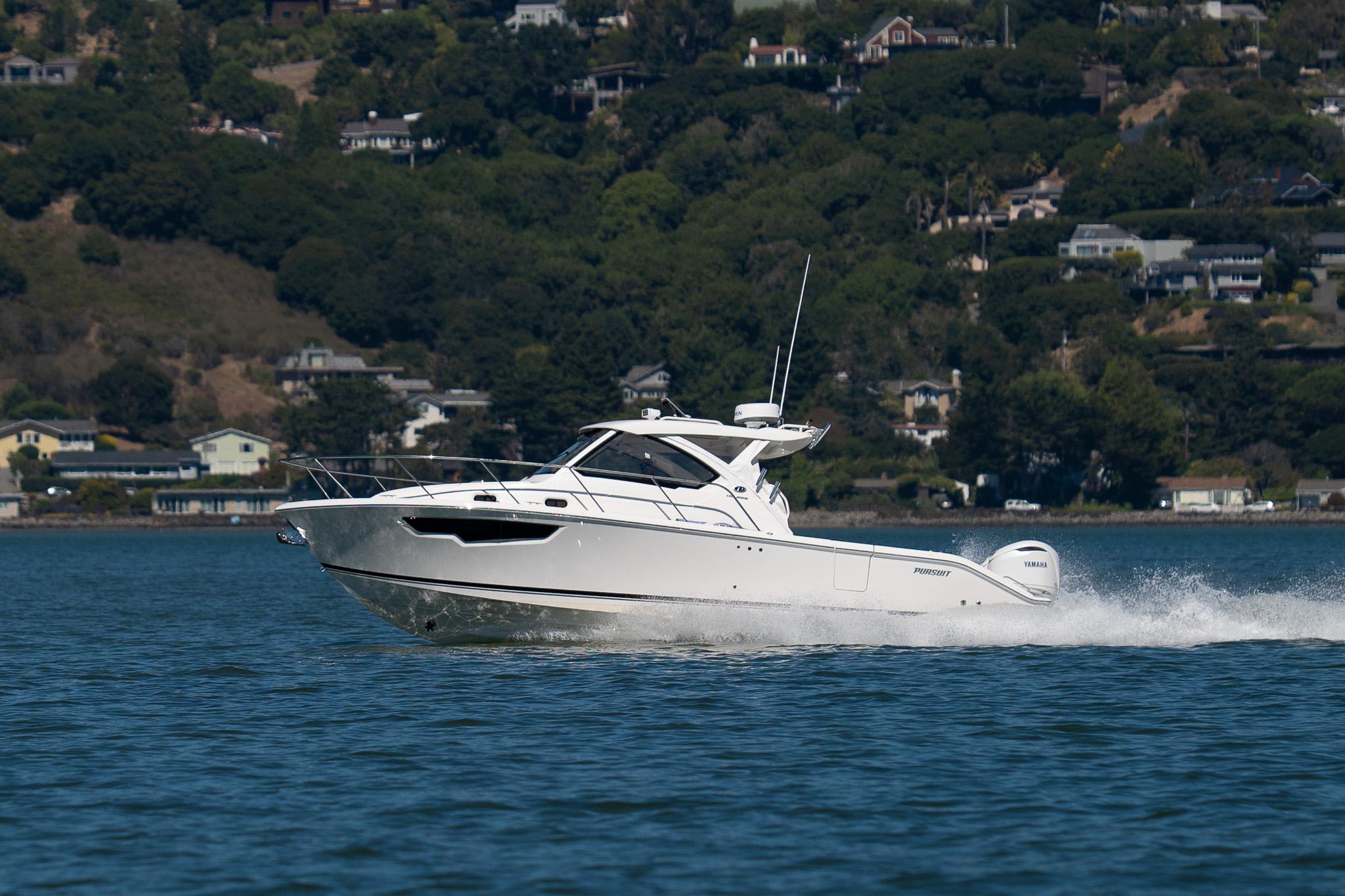 2025 Pursuit OS 325 Offshore