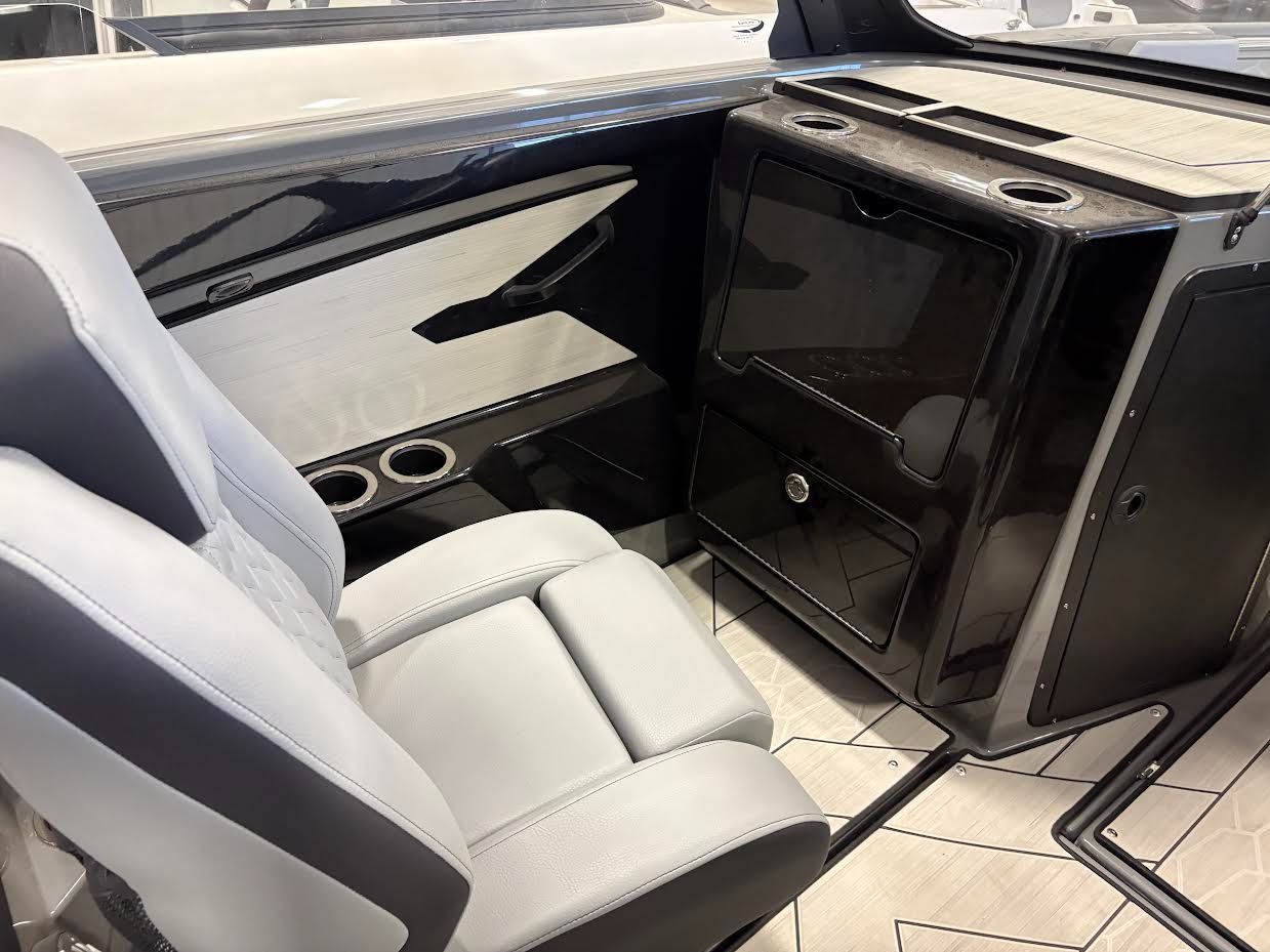 2025 Yamaha Boats 222XE - 7