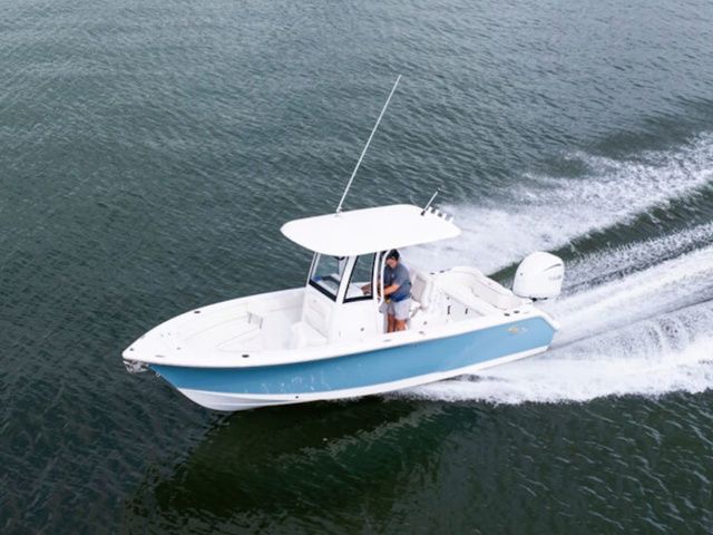 2027 Sea Hunt Ultra 245 SE - 2