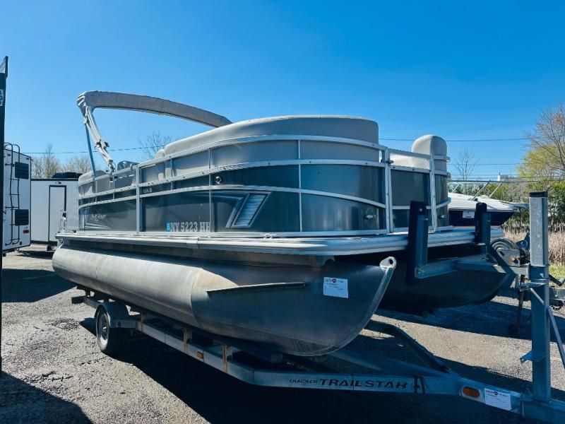 2022 SunChaser 20 LR