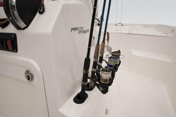 2023 Mako Pro Skiff 19 CC - 44