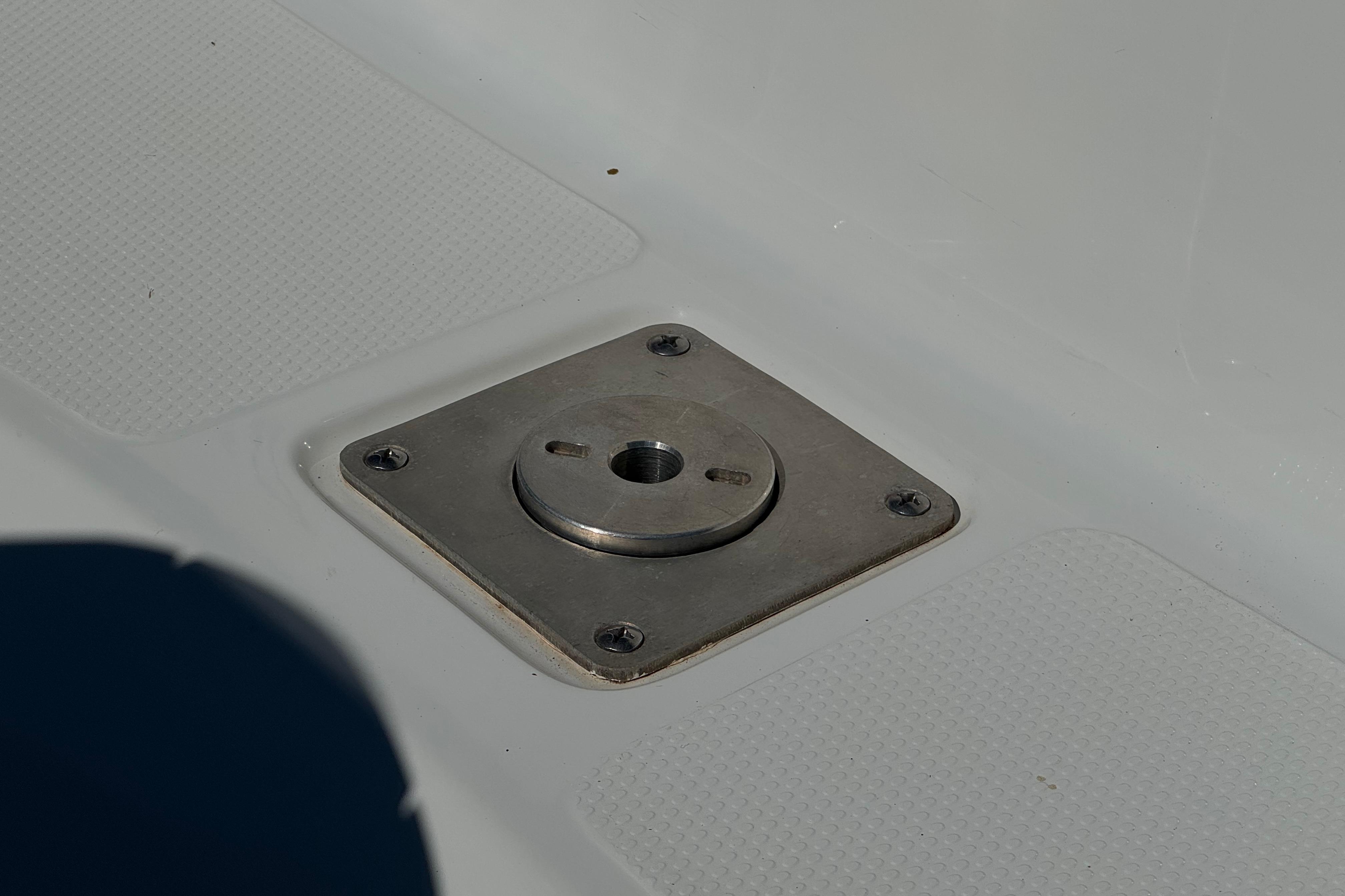 Stainless steel mount on 2019 Tahoe 2150 boat deck.