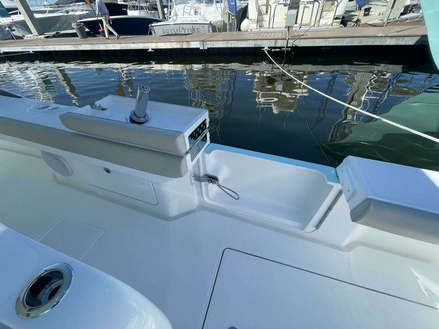 2026 Mag Bay 43 Center Console - Image 34