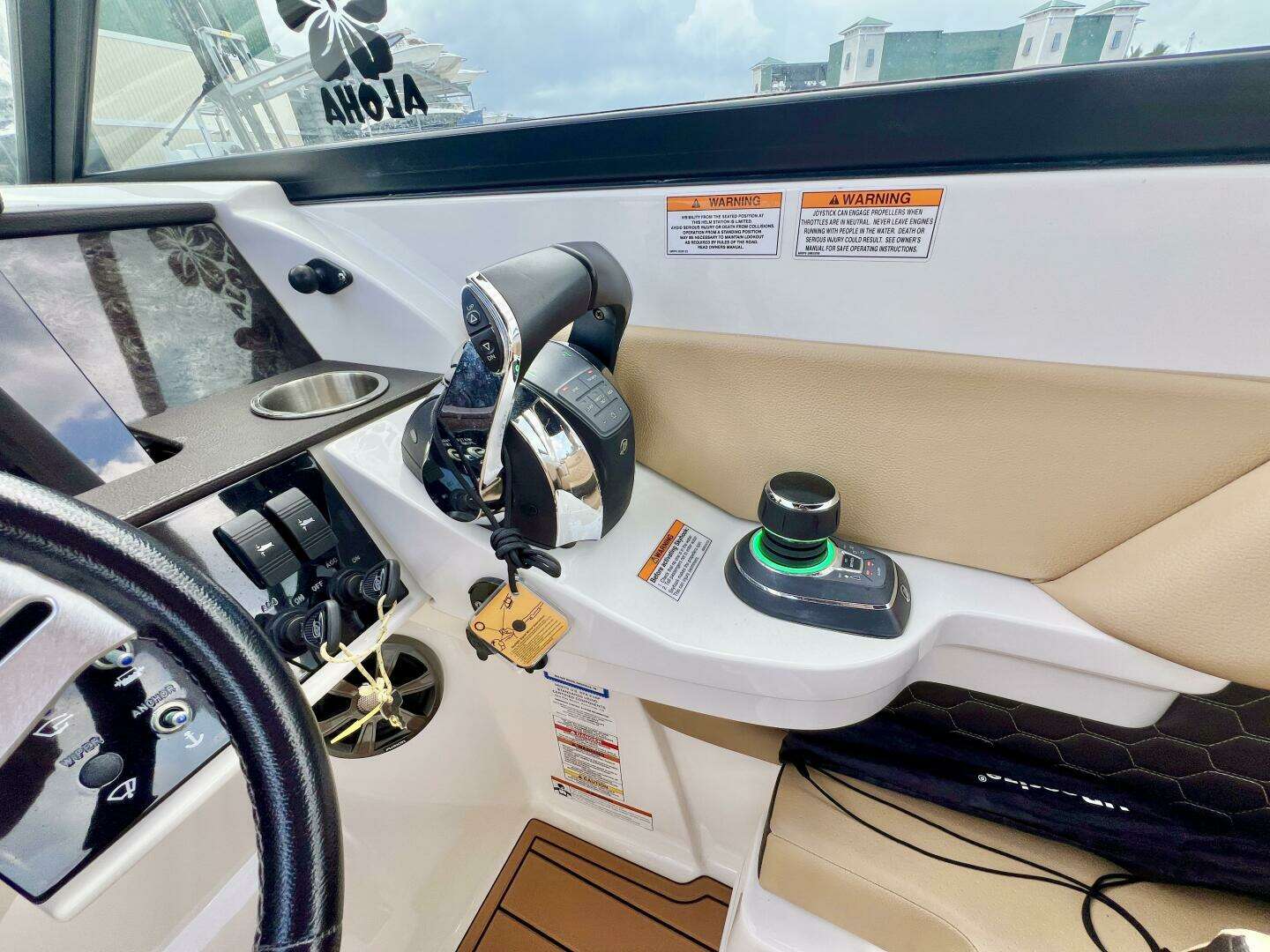 2019 Sea Ray SDX 290 OB - Image 34