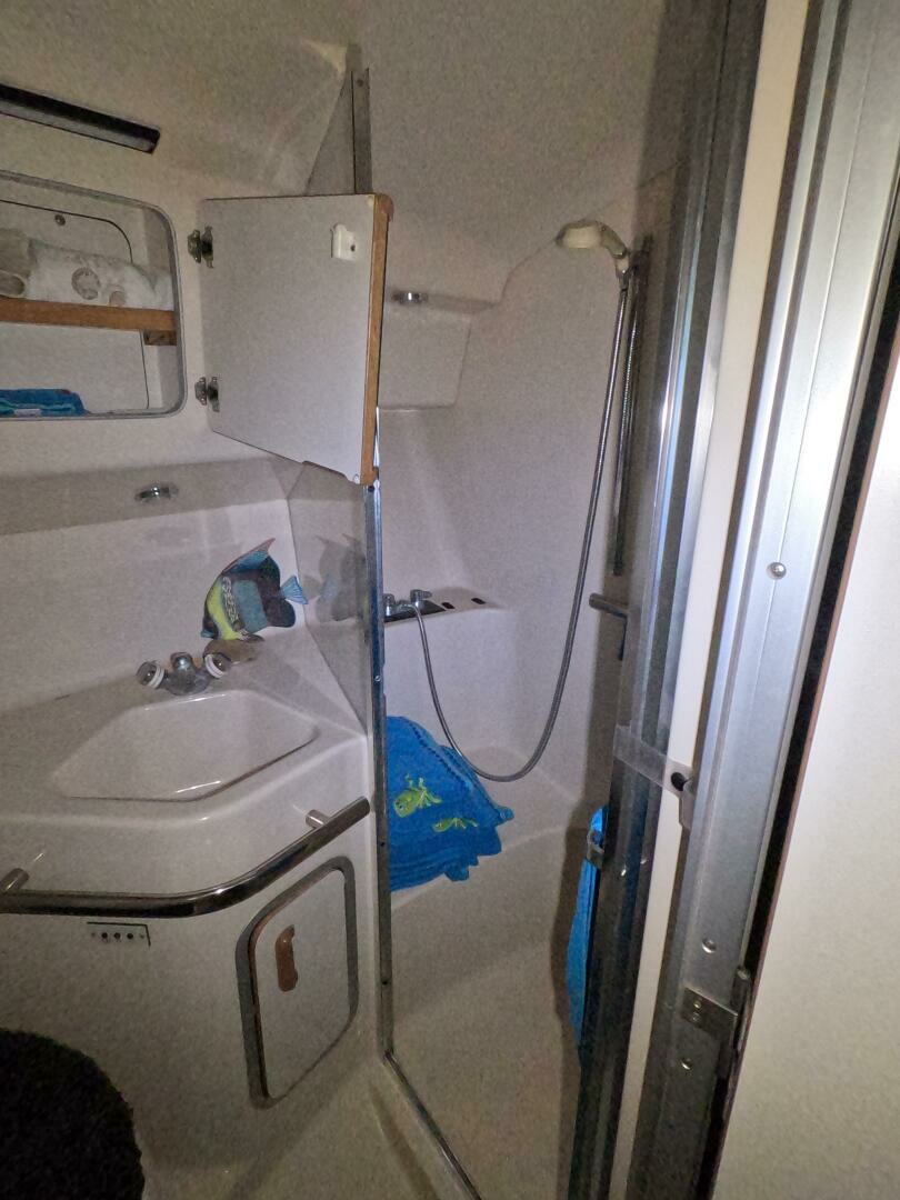 1995 Sea Ray 400 Express - Image 28