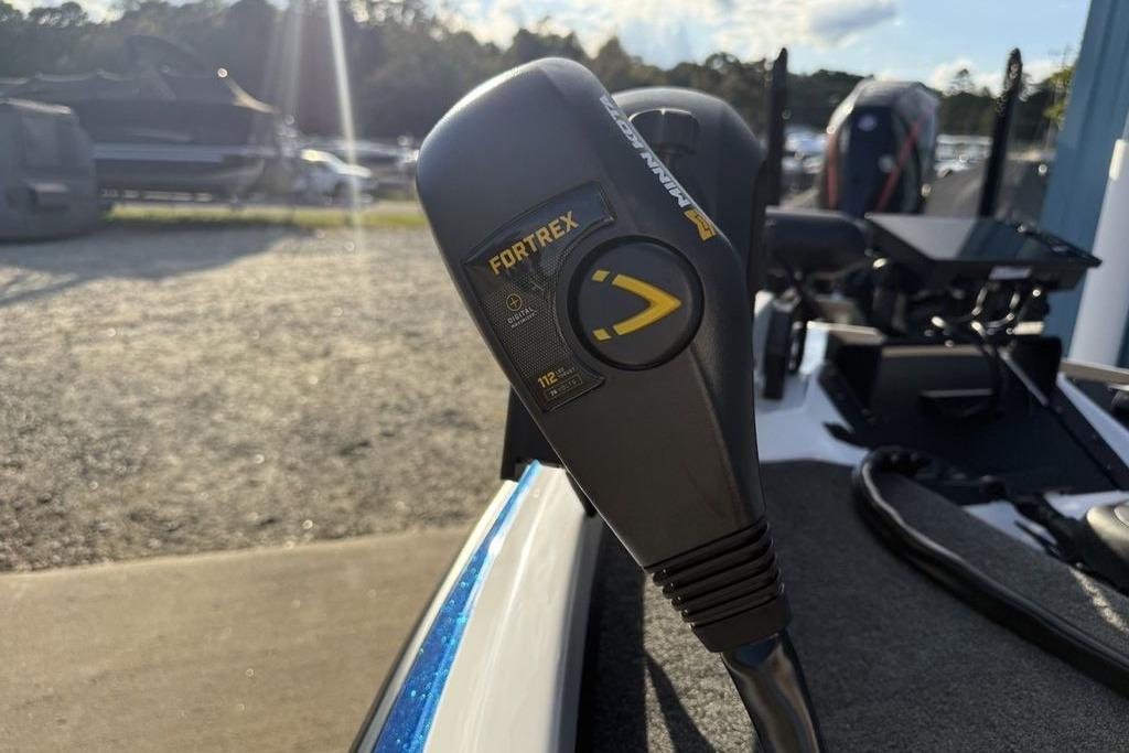 Close-up of a 2026 Skeeter ZXR19 SE boat control handle in sunlight.