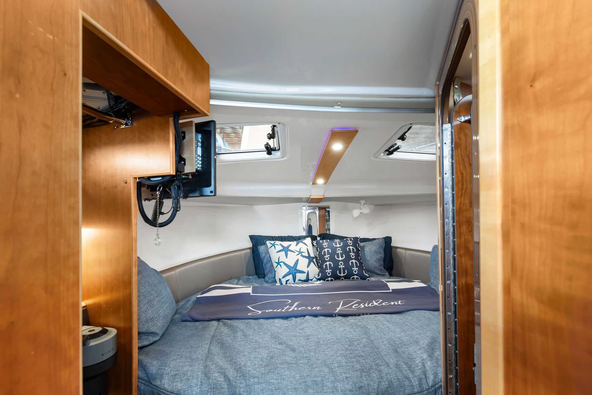 2022 Cutwater C-288 Coupe - 24