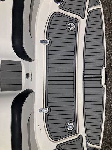 2016 Yamaha Boats 212X - 22