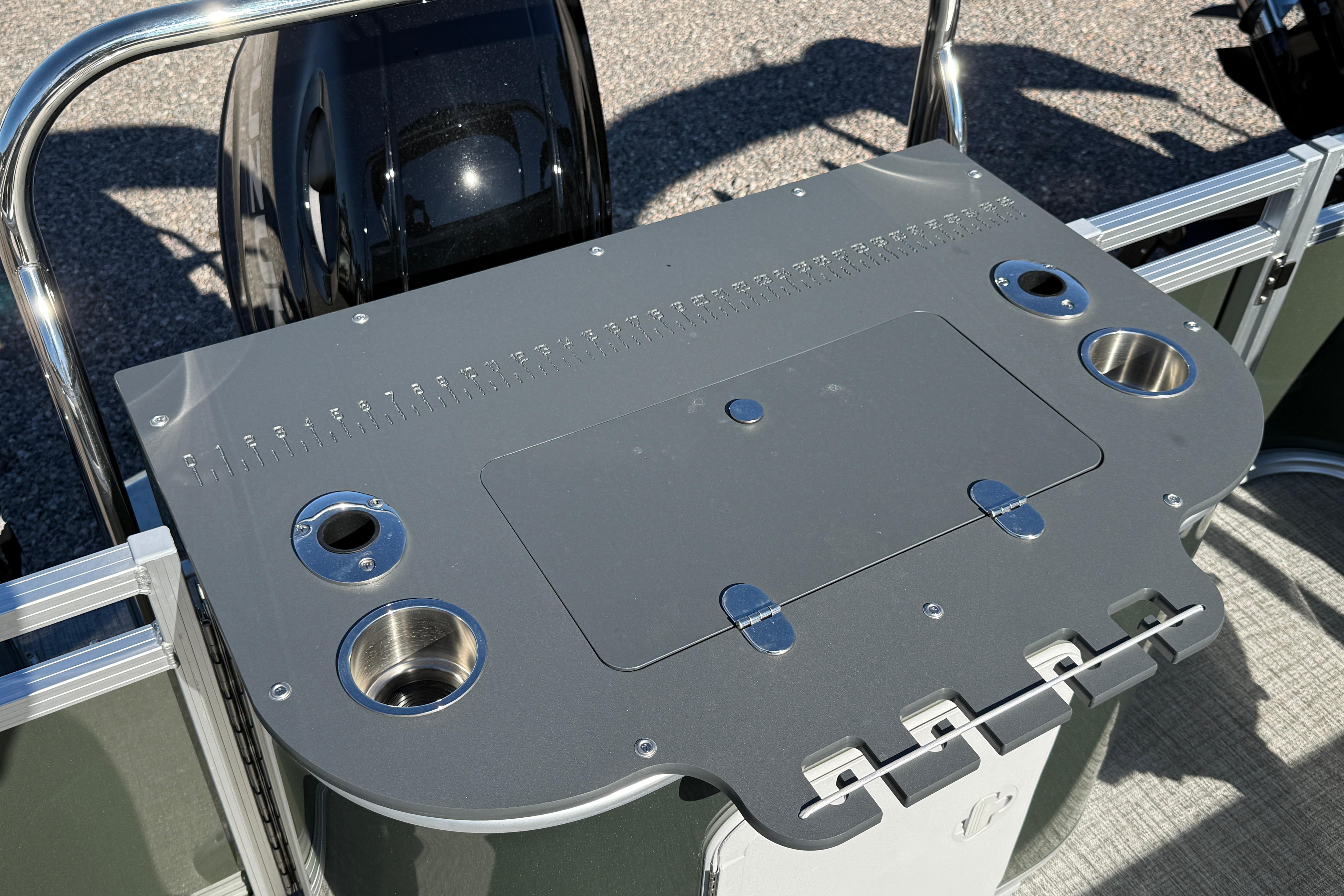 2026 Tahoe Pontoon Sport 85 Rear Fish boat console with cup holders and storage.
