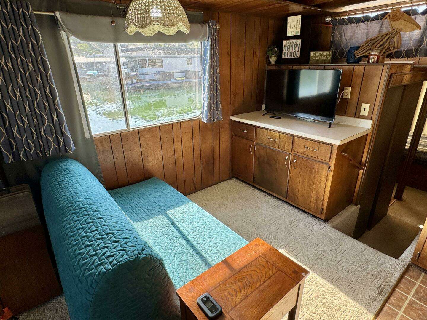 1977 Sumerset 14 x 58 Aluminum Hull Houseboat with Catwalks - Image 37