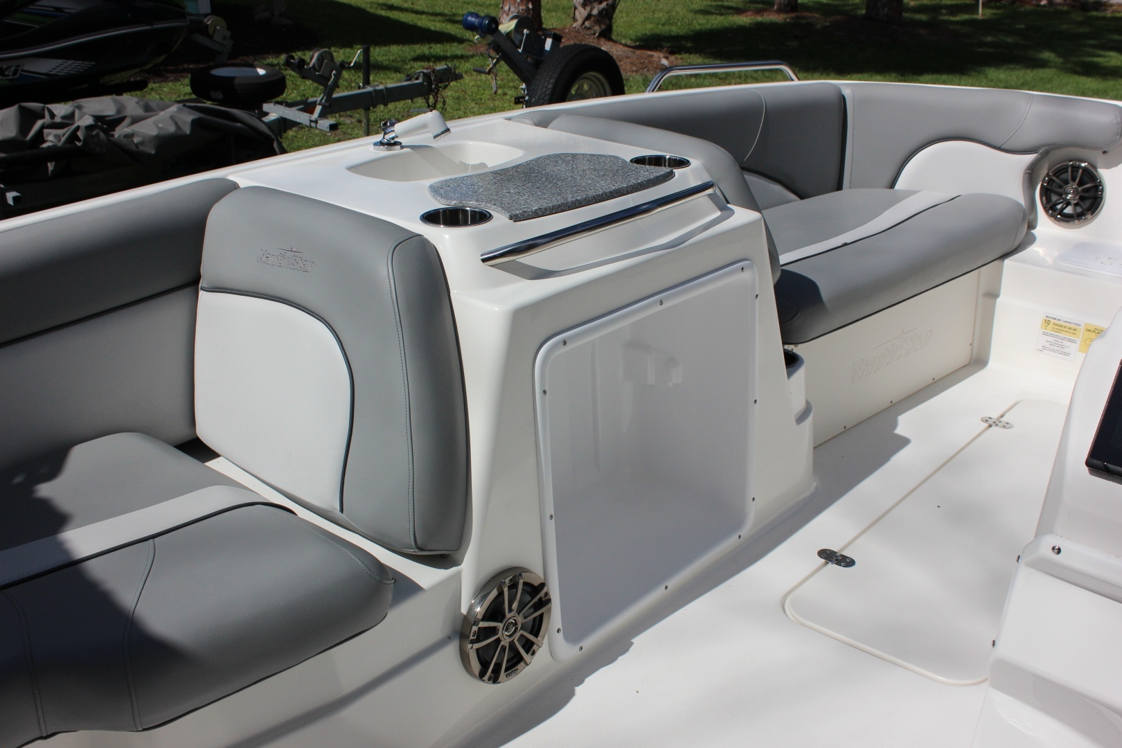 2022 NauticStar 203SC - Image 11