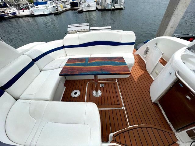 2005 Formula 37 Performance Cruiser - 32