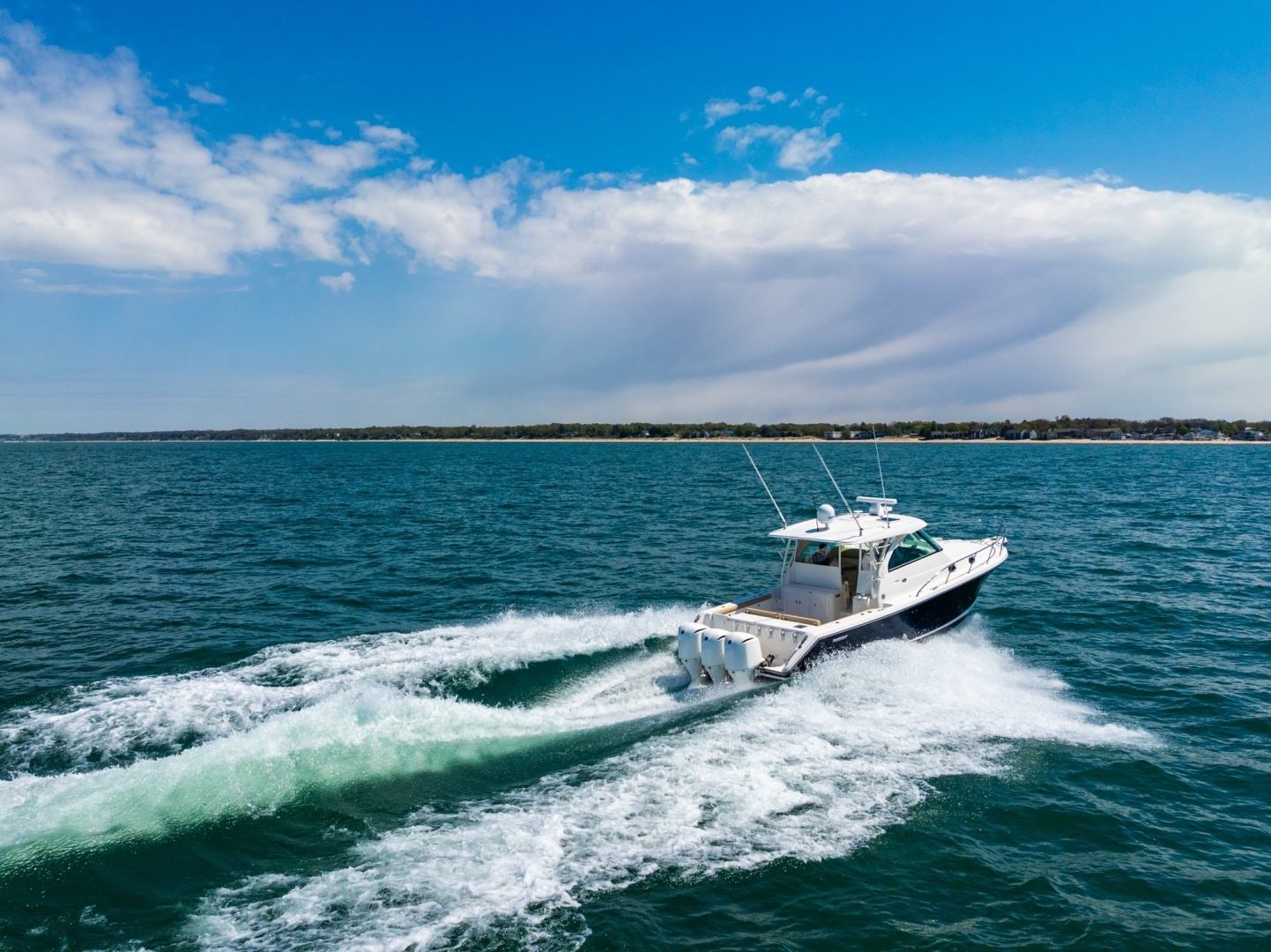 2016 Pursuit OS 385 Offshore - Image 34