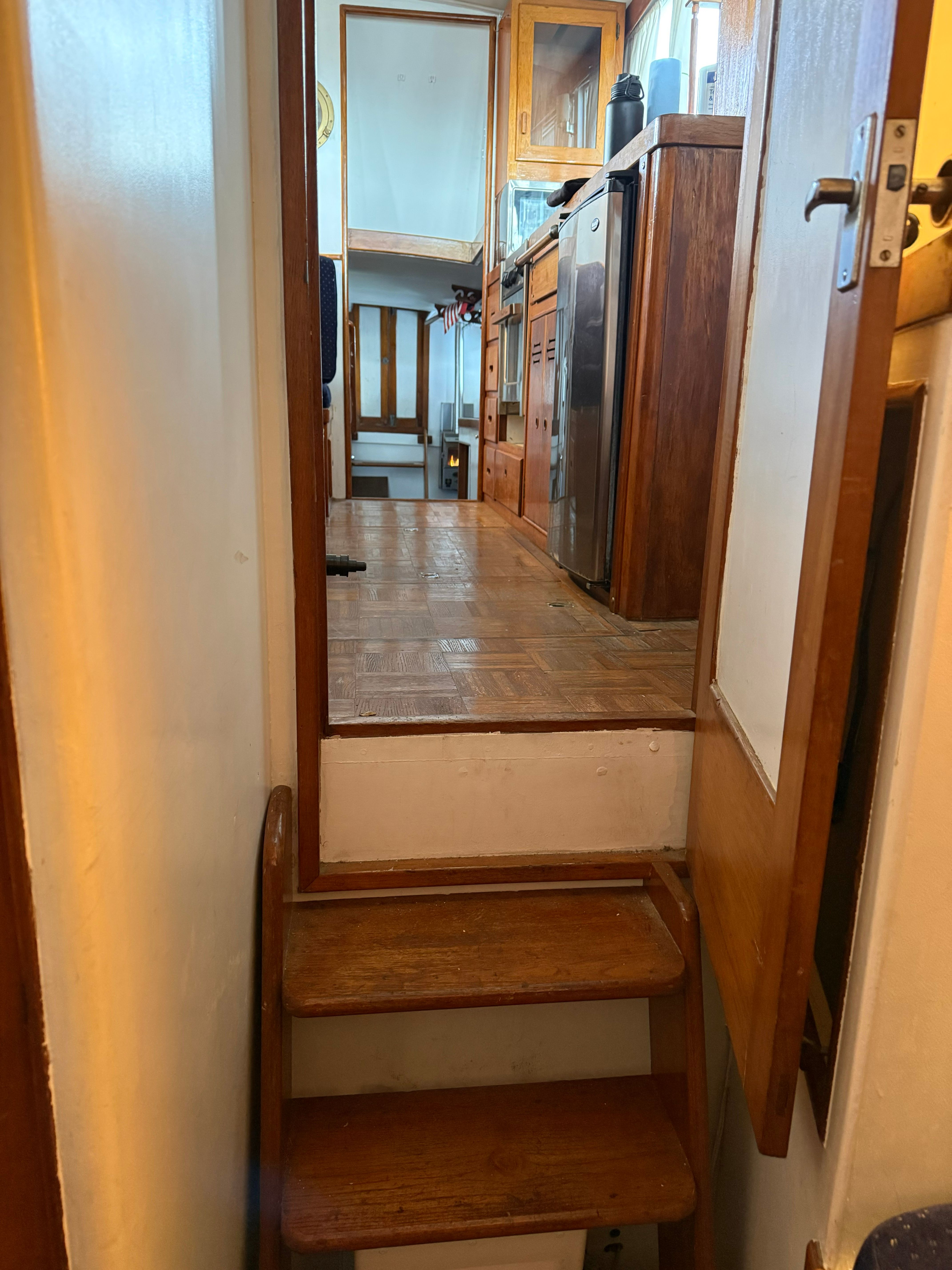 1965 Grand Banks 36 Double Cabin "PRELUDE" - 24