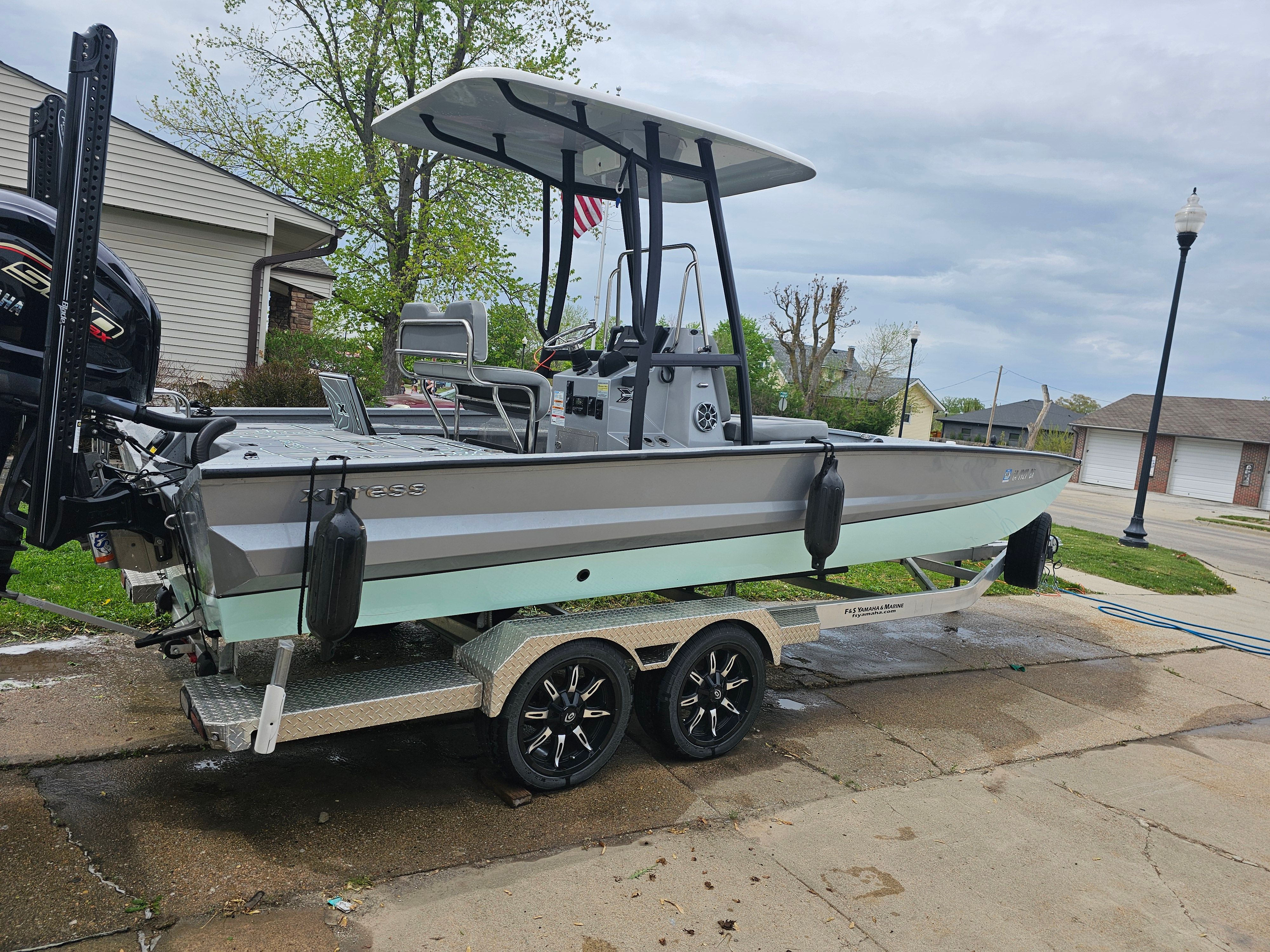 2024 Xpress X23B Bay Lounge - 2