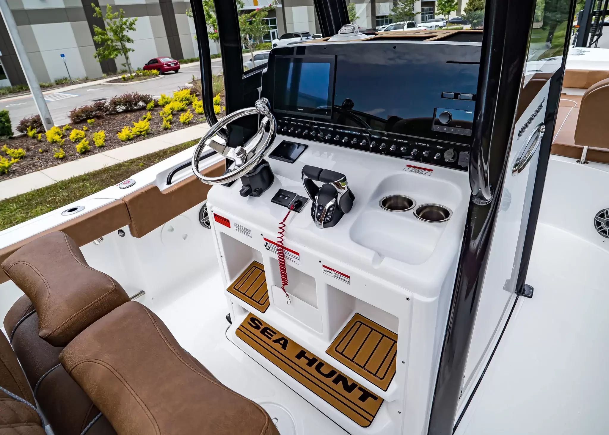 2027 Sea Hunt Ultra 265 SE - 19