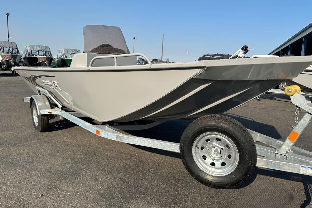 2025 Smoker Craft Pro Sportsman 1866