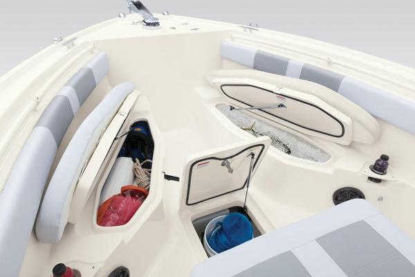 2017 Mako 234 Center Console - 10