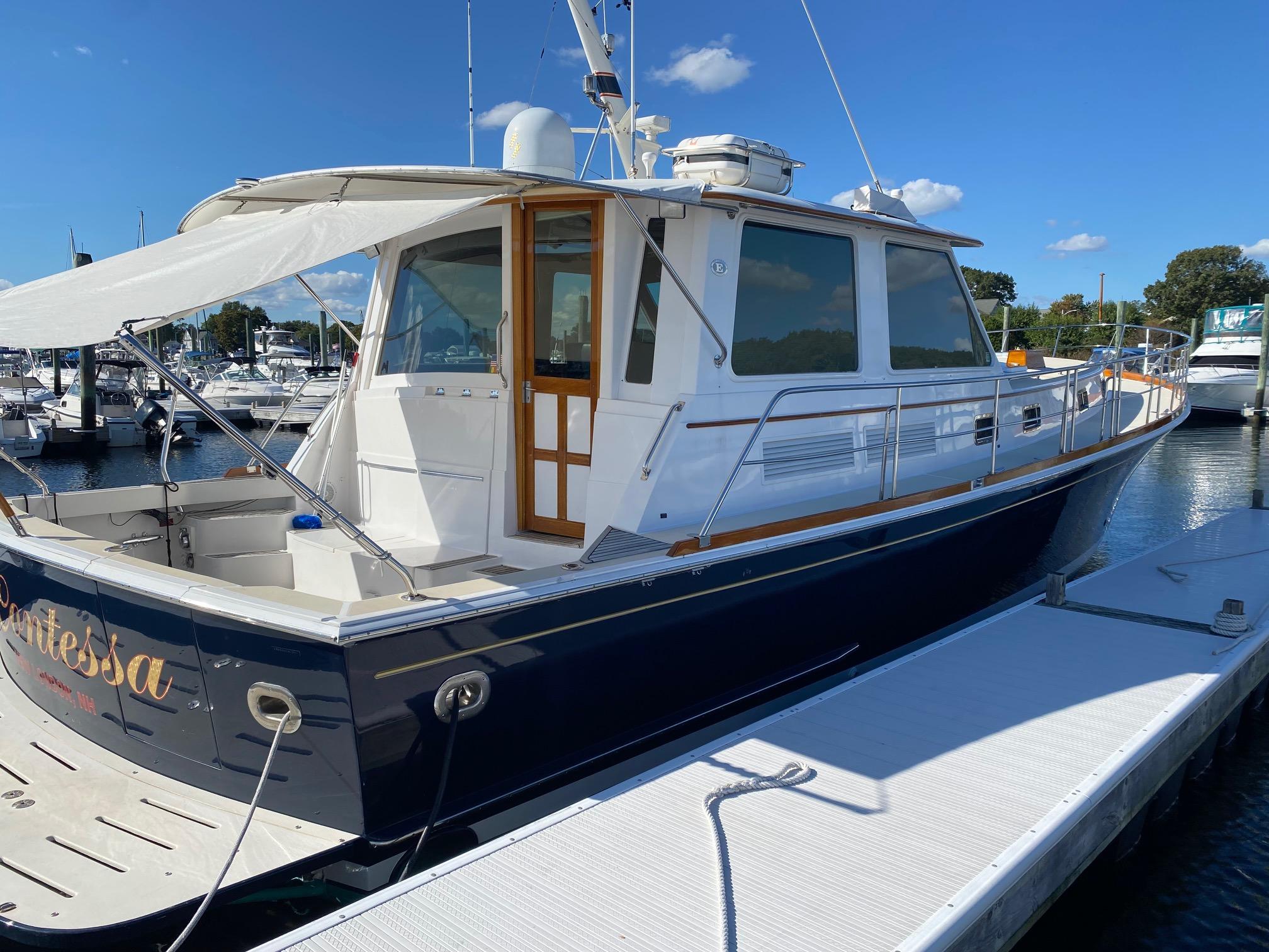 2001 Grand Banks 49 Eastbay SX