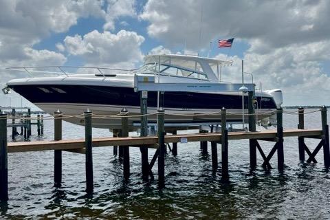 2013 Intrepid 430 Sport Yacht