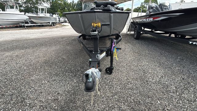 2026 Tracker Bass Tracker Classic XL - 10