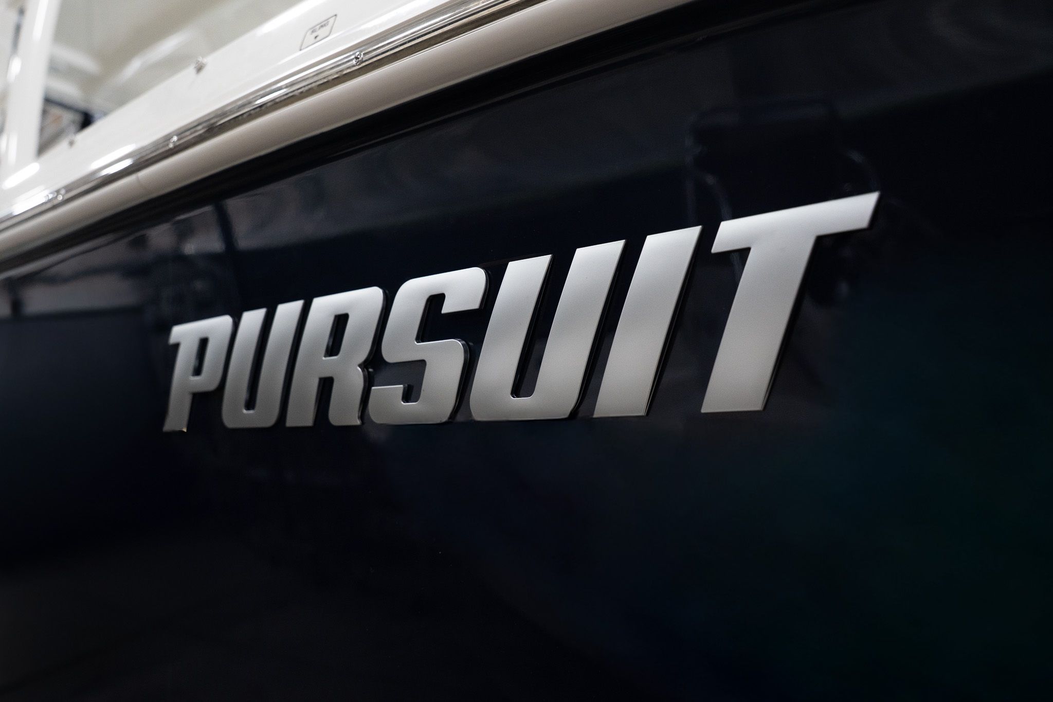 2026 Pursuit DC 266 Dual Console - 2