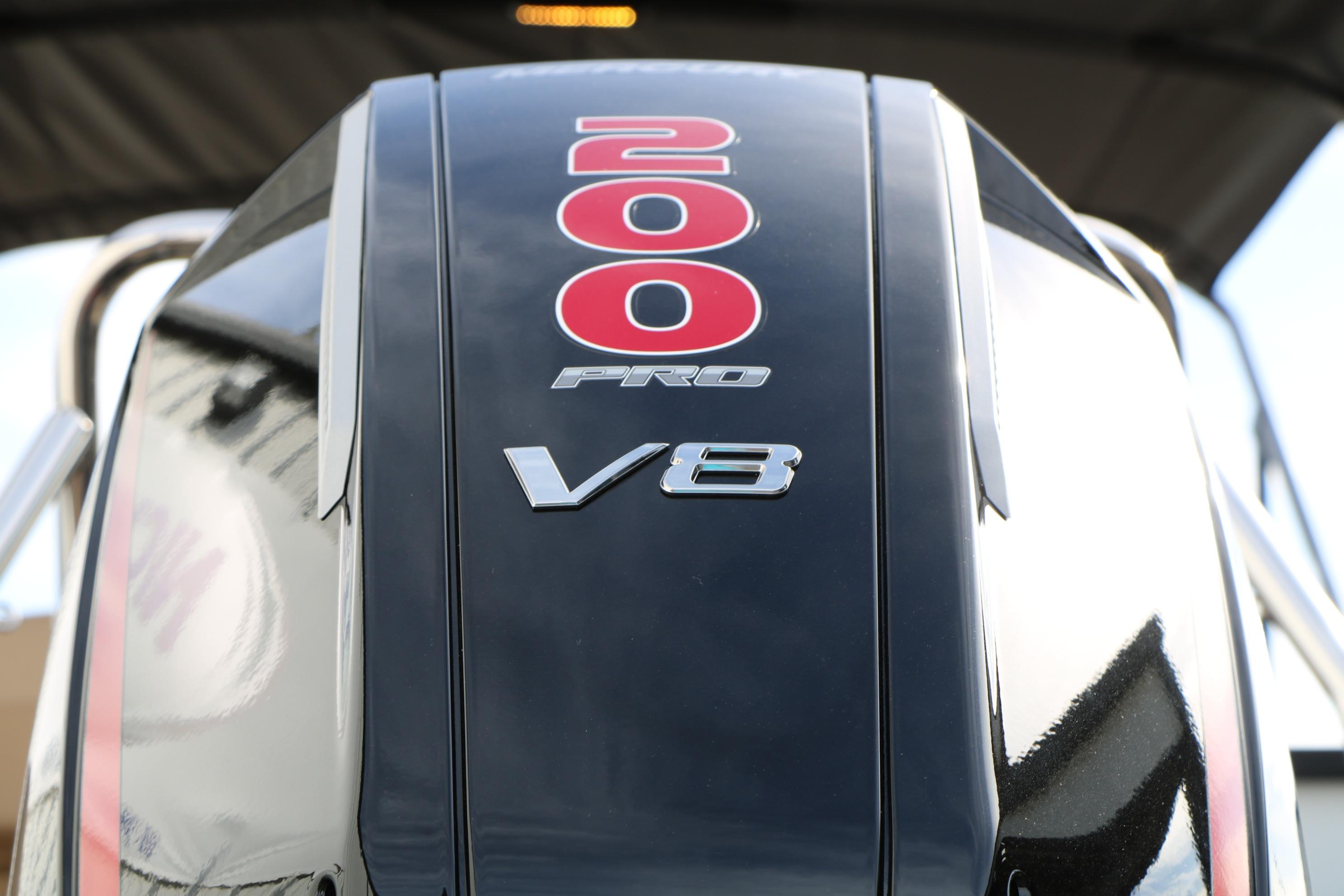 2026 Evotti 523CS V8 engine with "200 Pro" branding, close-up view.