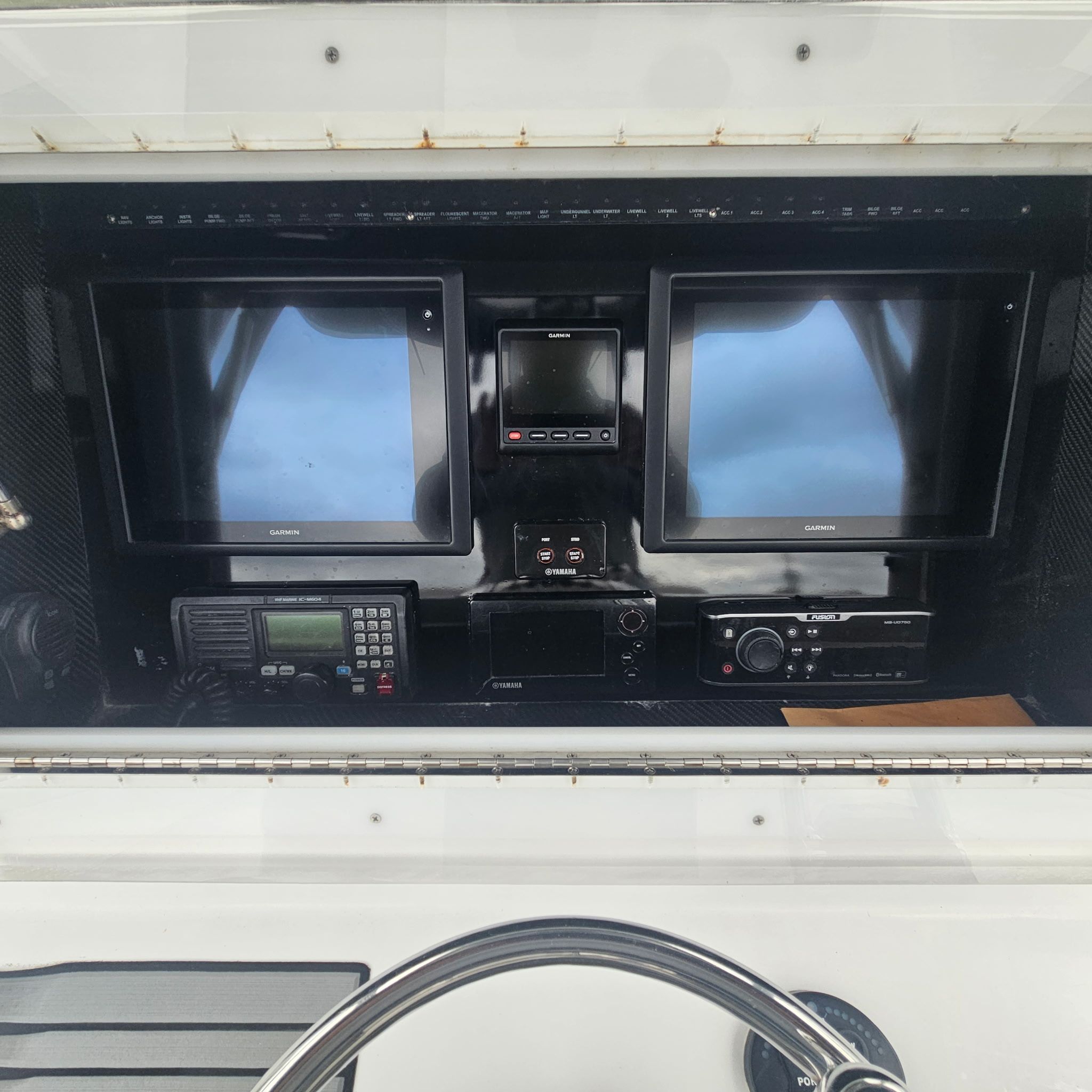 2015 SeaHunter 32 Tournament - 16