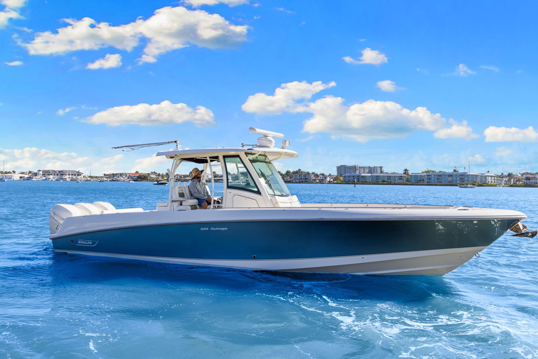2014 Boston Whaler 350 Outrage