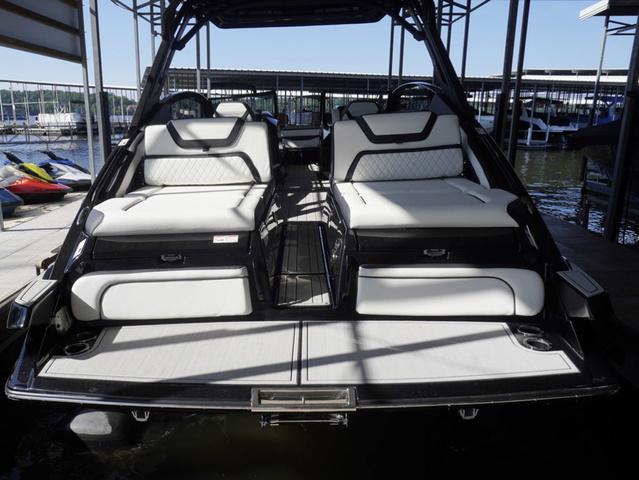 2025 Yamaha Boats 275SD - 15