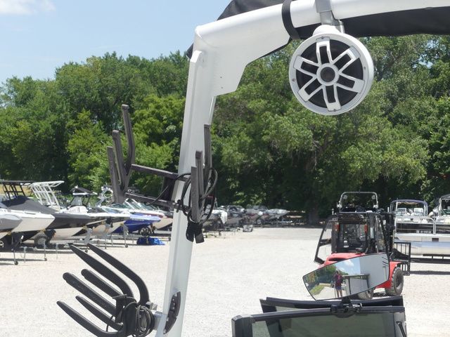 2022 Axis T220 - 23