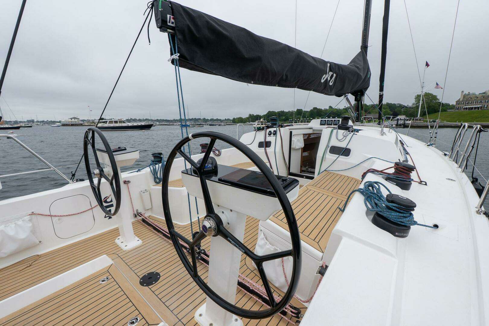 2026 J Boats NEW 2026 - Image 20