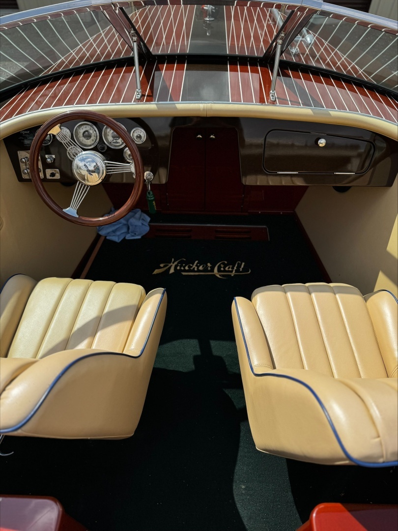 2016 Hacker-Craft Sport Coupe - Image 10