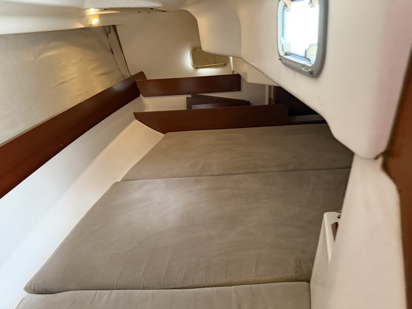 1995 Beneteau OCEANIS 321 - Image 31