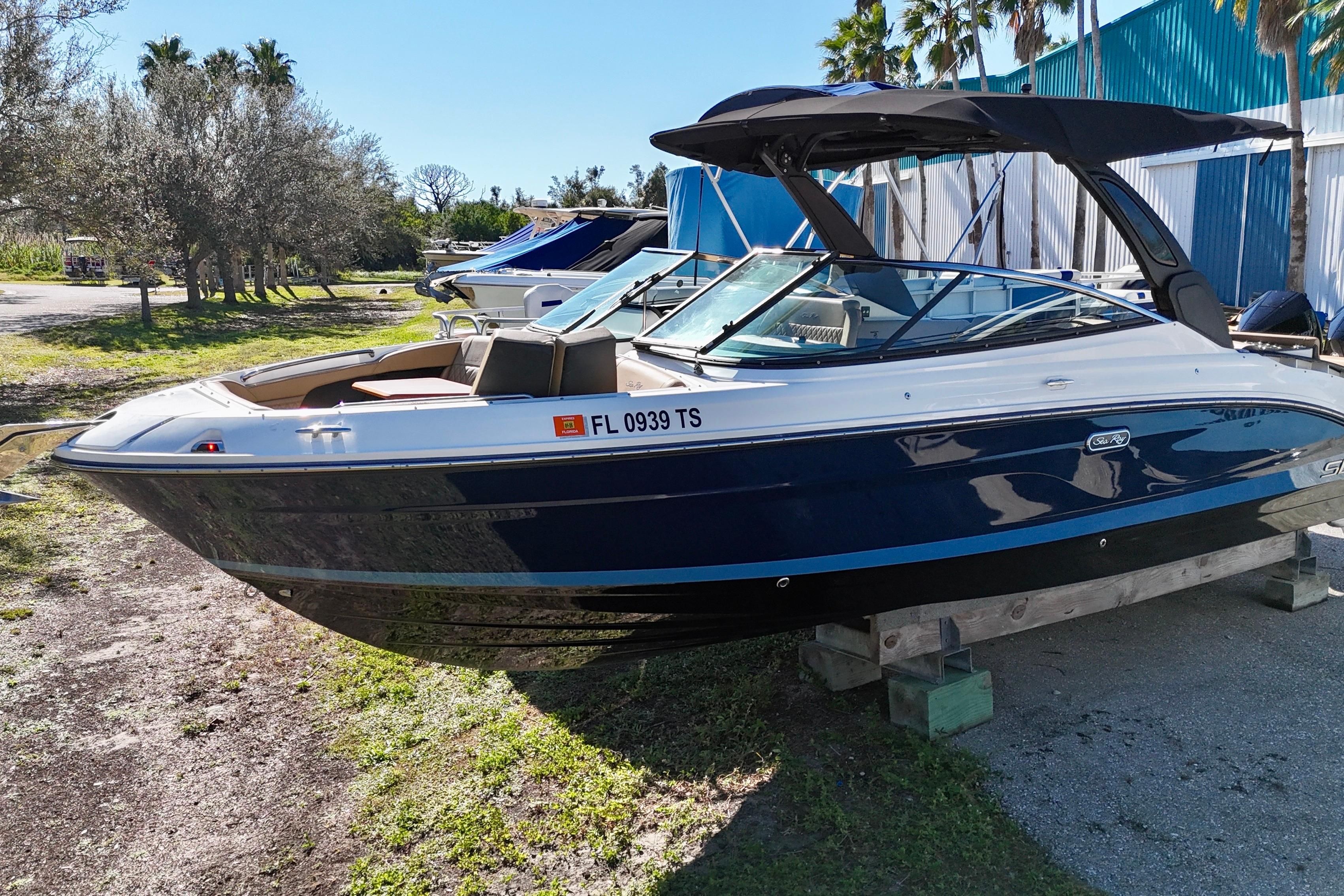 2023 Sea Ray SLX 280 - 14