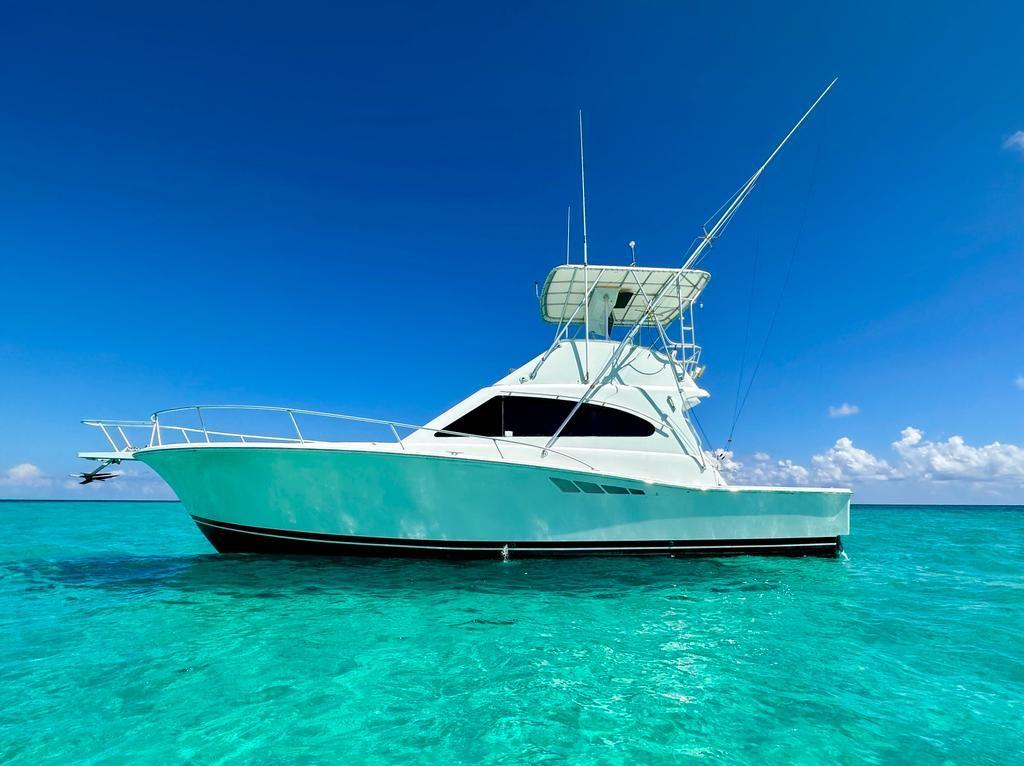 2000 Luhrs 400 Convertible