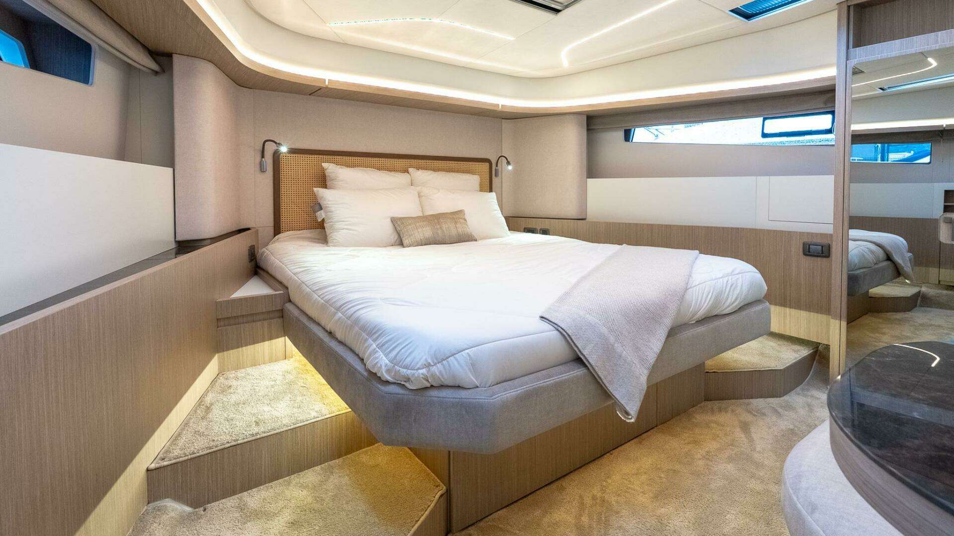 2025 Prestige F4.9 - Image 44