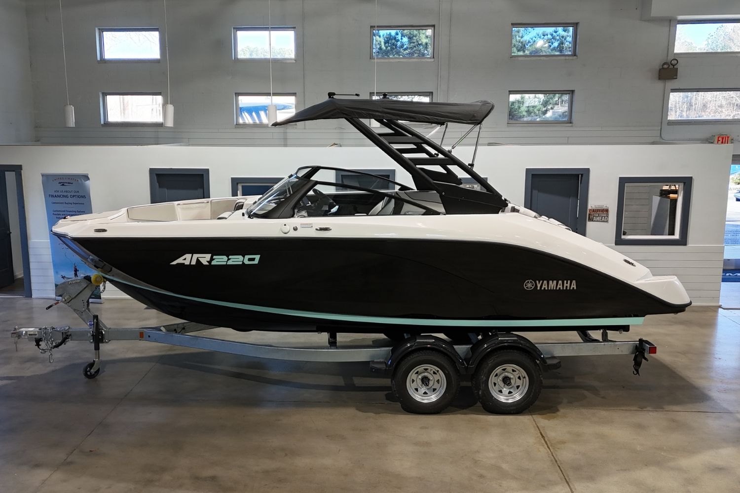 2026 Yamaha Boats AR220