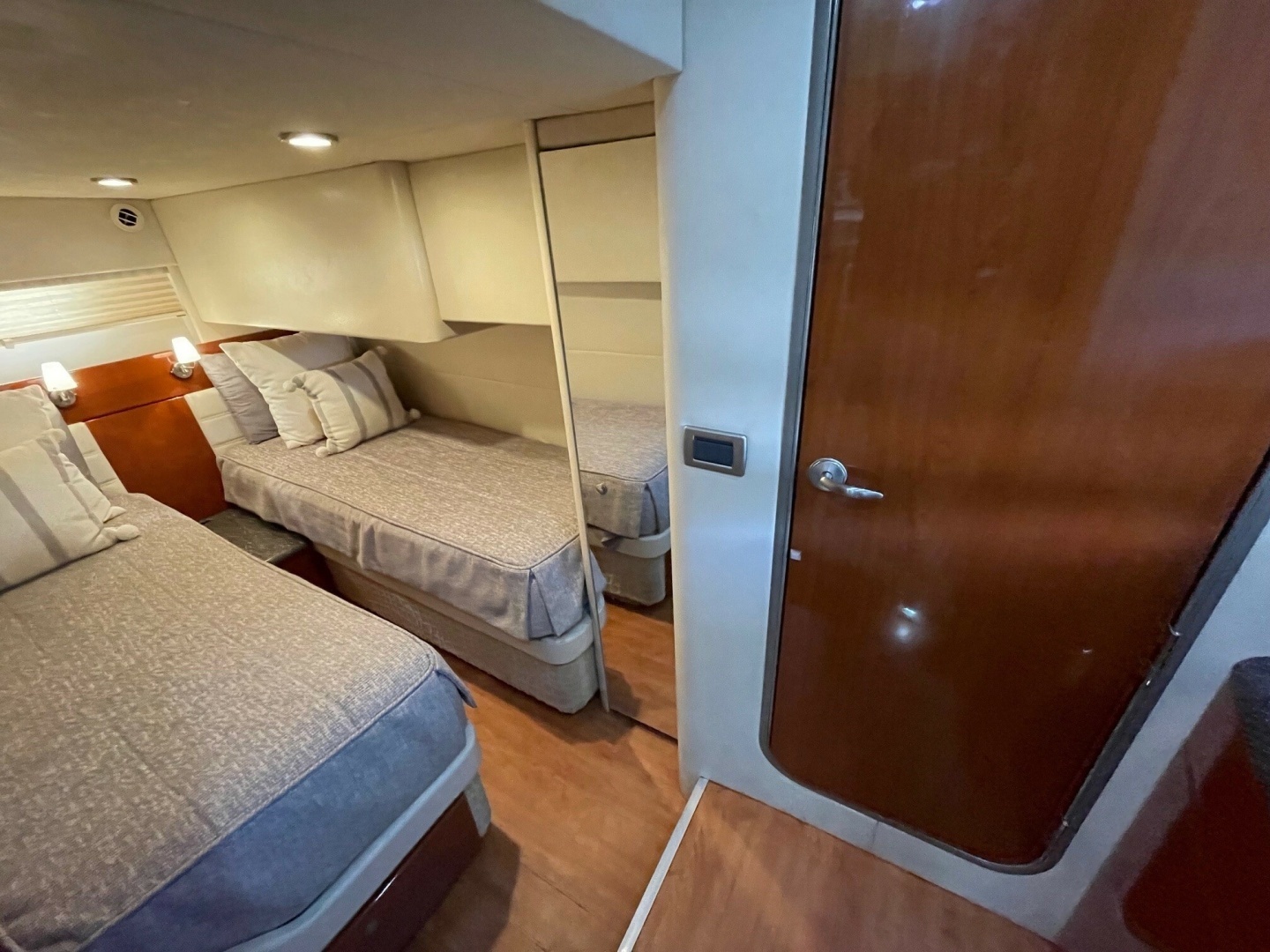 2008 Formula 45 Yacht - Image 33